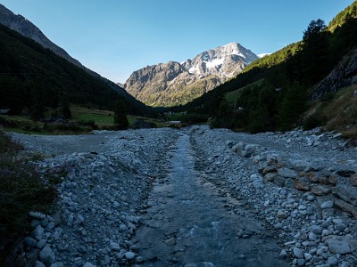 DCLDLUX8-20250826-1001051