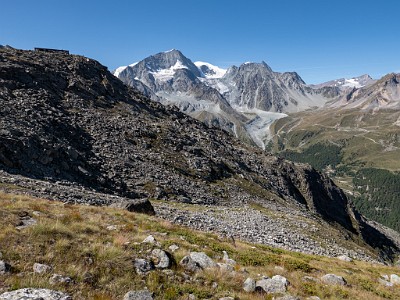 DCLDLUX8-20250826-1001078