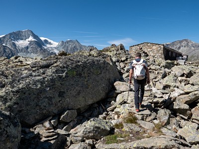 DCLDLUX8-20250826-1001080