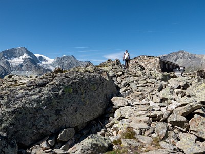 DCLDLUX8-20250826-1001082