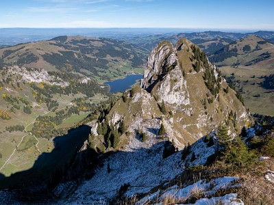 DCLDLUX8-20251007-1001666