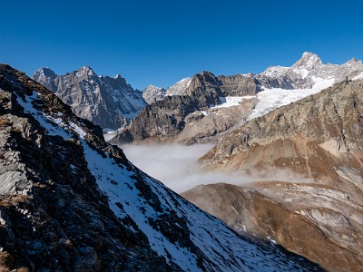 DCLDLUX8-20251015-1001879