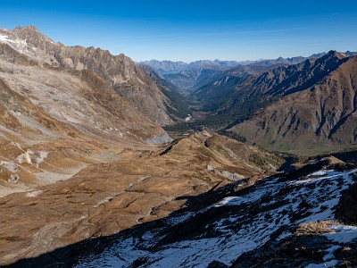 DCLDLUX8-20251015-1001882