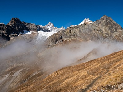 DCLDLUX8-20251015-1001898