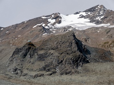 DCLDLUX8-20250806-1000873