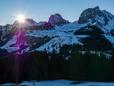 DCLDLUX8-20251230-1002373