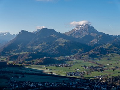 DCLDLUX8-20251108-1001988