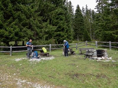 DCLDLUX8-20250902-1001300