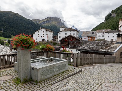 DCLDLUX8-20250902-1001312