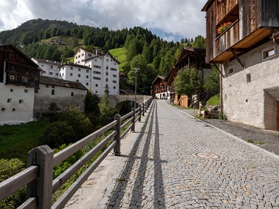 DCLDLUX8-20250902-1001321