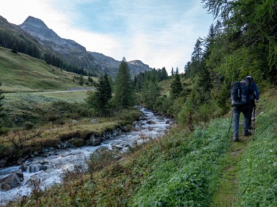 DCLDLUX8-20250903-1001335