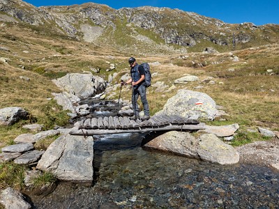 DCLDLUX8-20250903-1001352