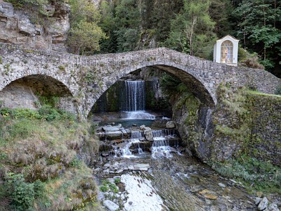 DCLDLUX8-20250904-1001464