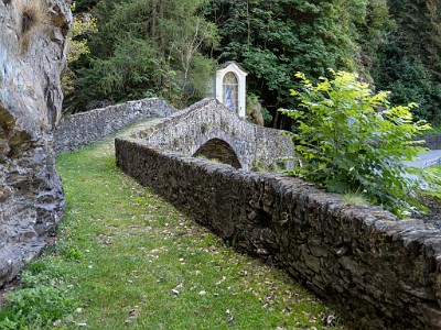 DCLDLUX8-20250904-1001474