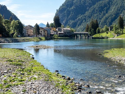 DCLDLUX8-20250904-1001483