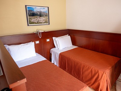 DCLDLUX8-20250904-1001550